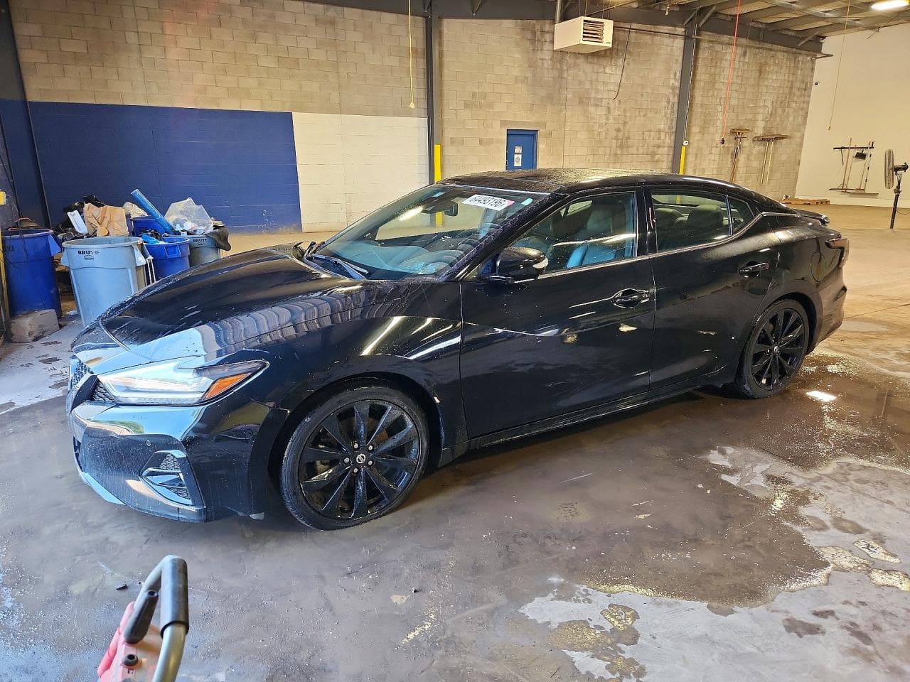 NISSAN MAXIMA