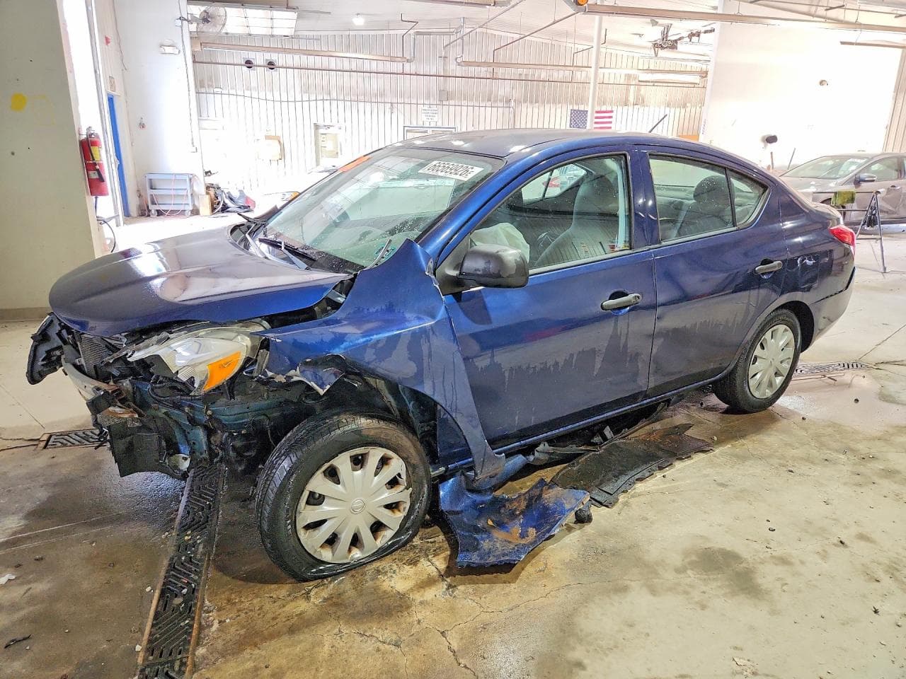 NISSAN VERSA