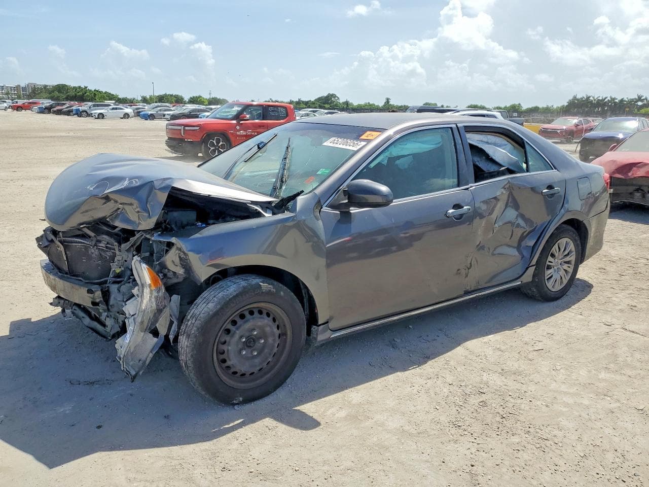 TOYOTA CAMRY