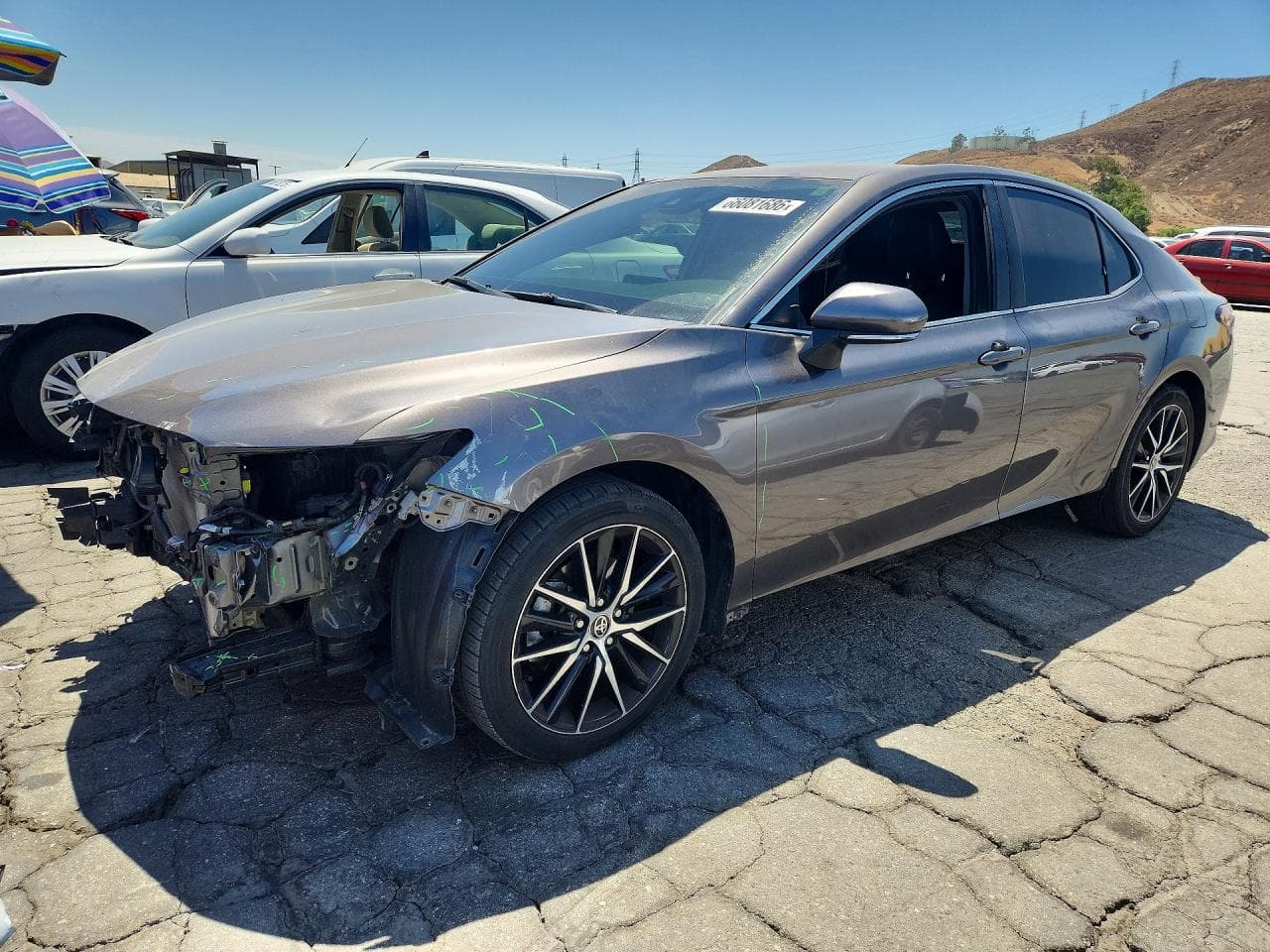 TOYOTA CAMRY