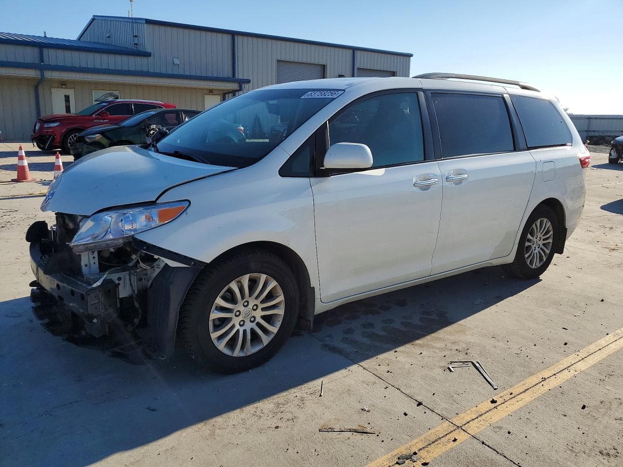 TOYOTA SIENNA