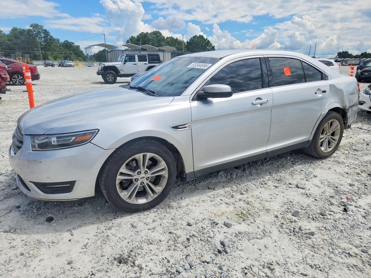 FORD TAURUS