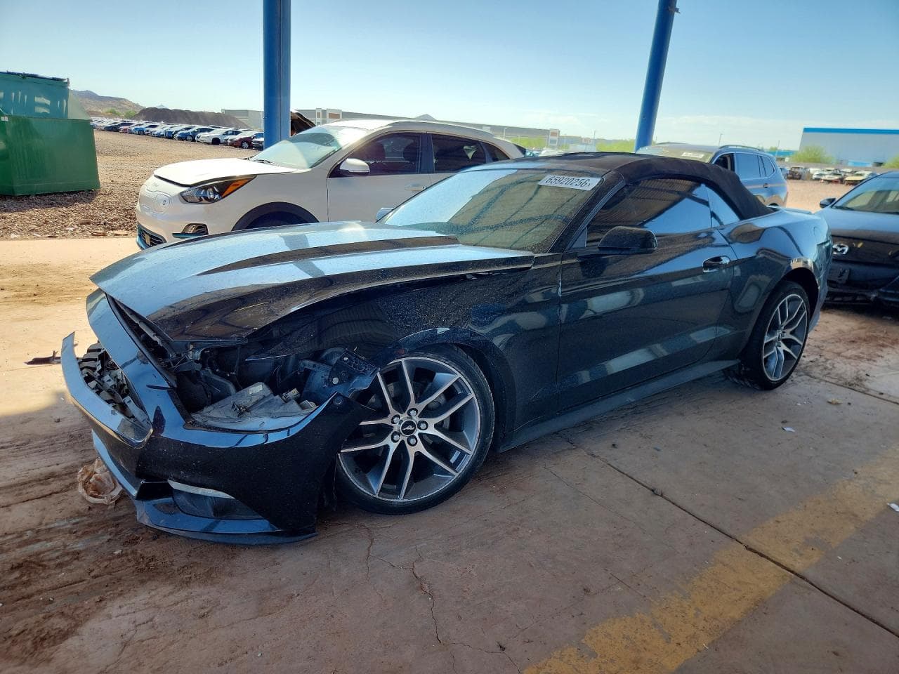 FORD MUSTANG