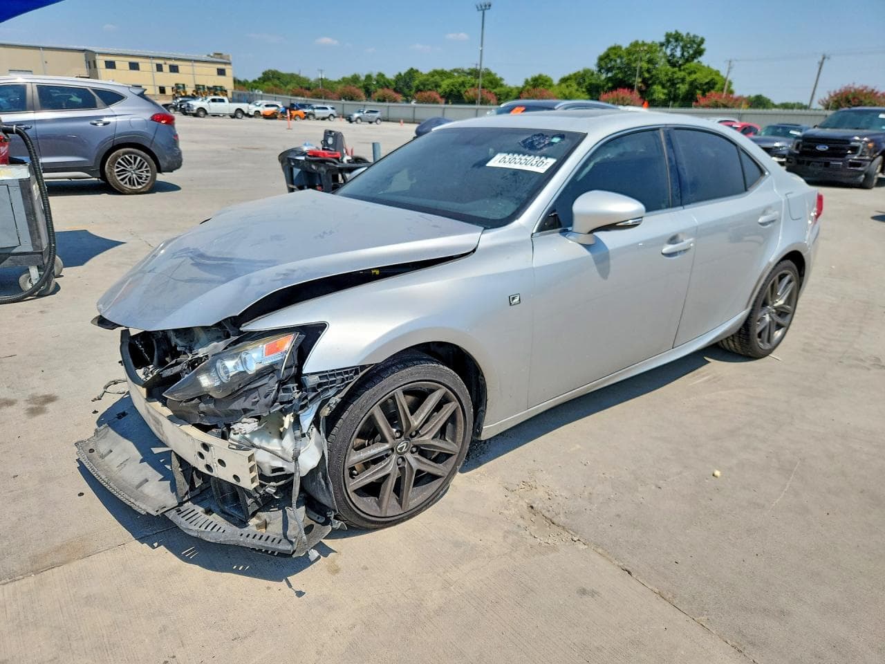 LEXUS IS