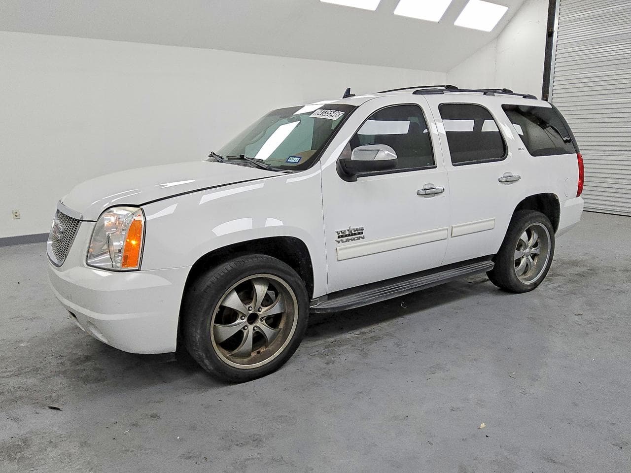 GMC YUKON