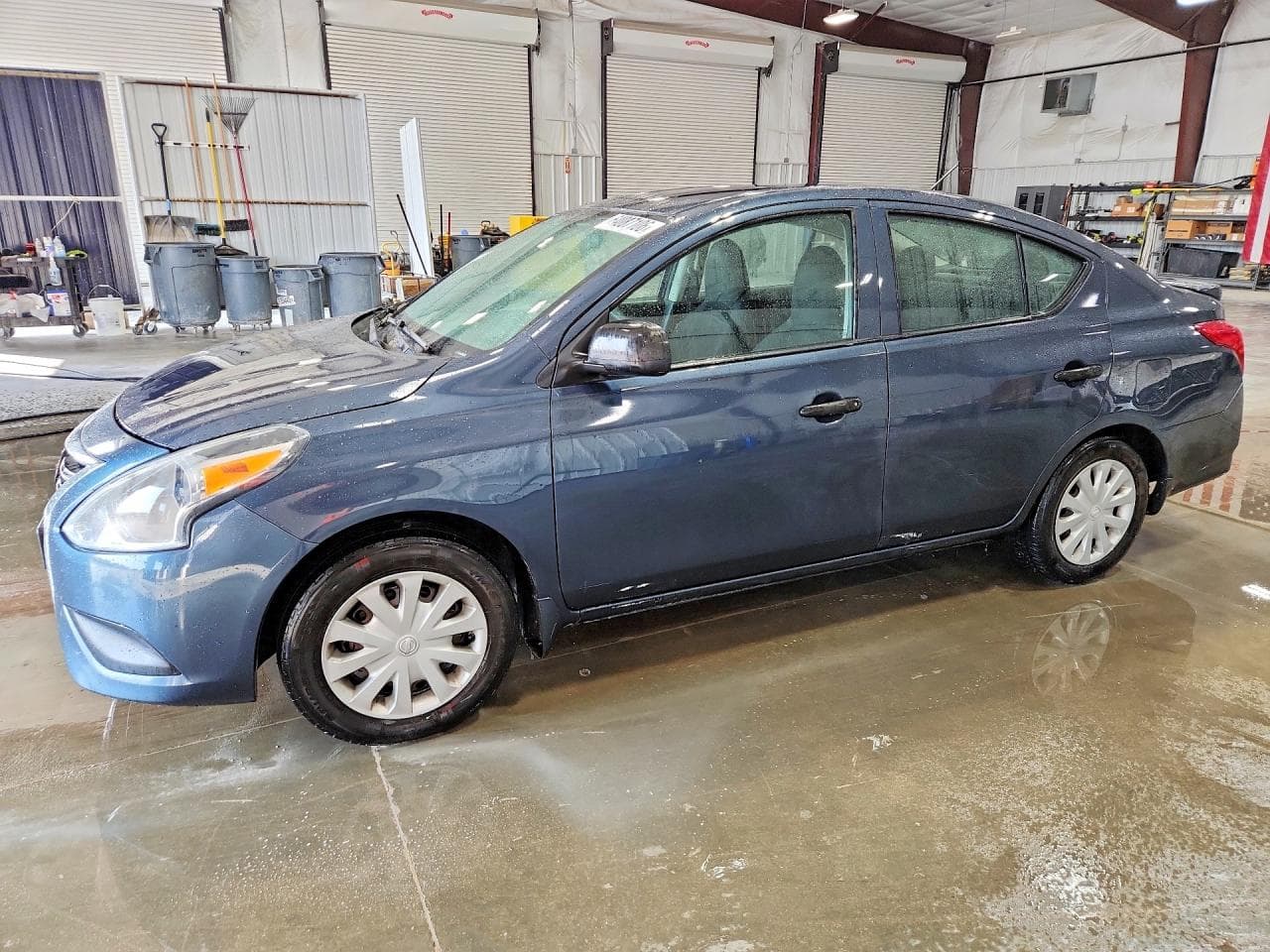 NISSAN VERSA