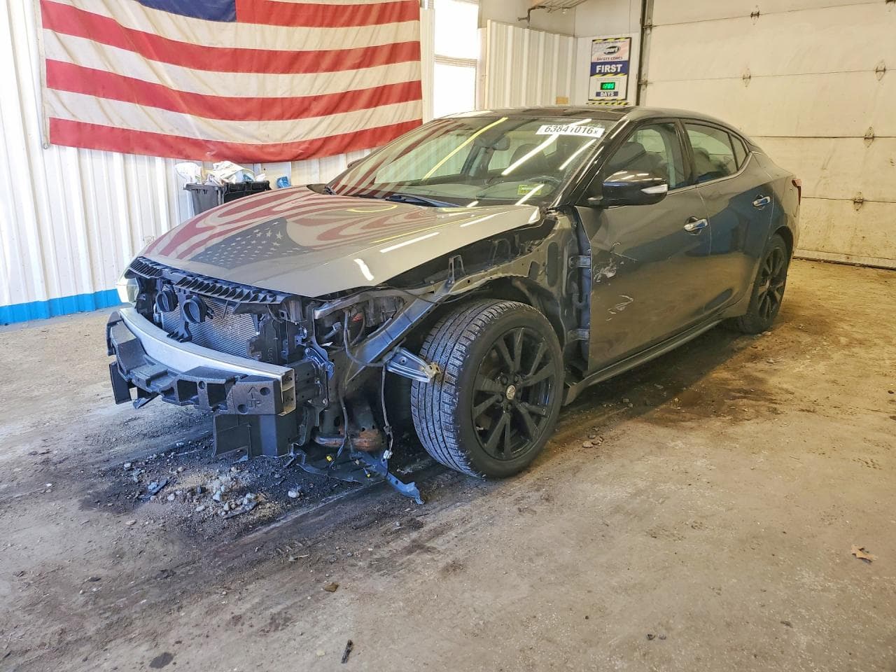 NISSAN MAXIMA