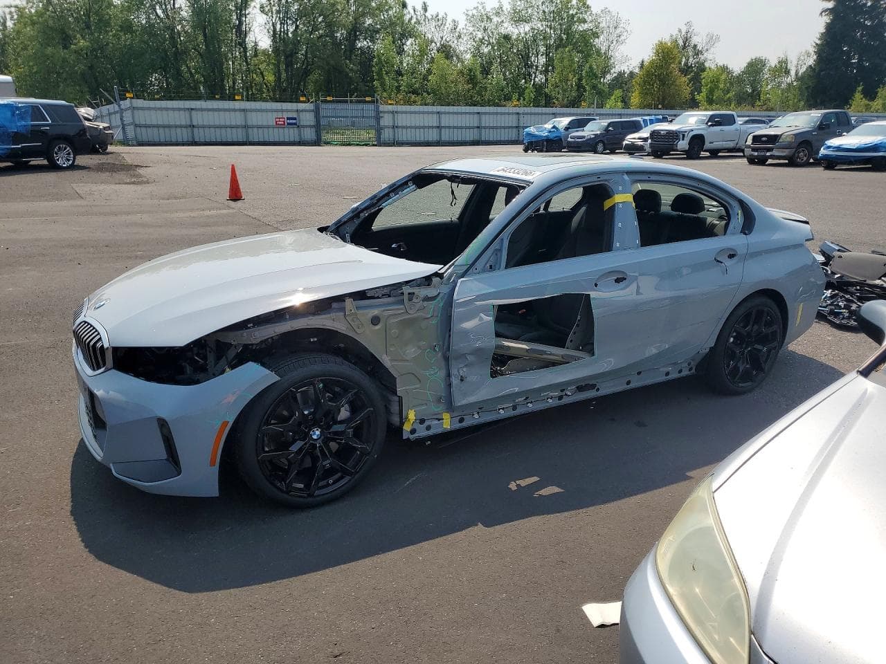 BMW 330XI