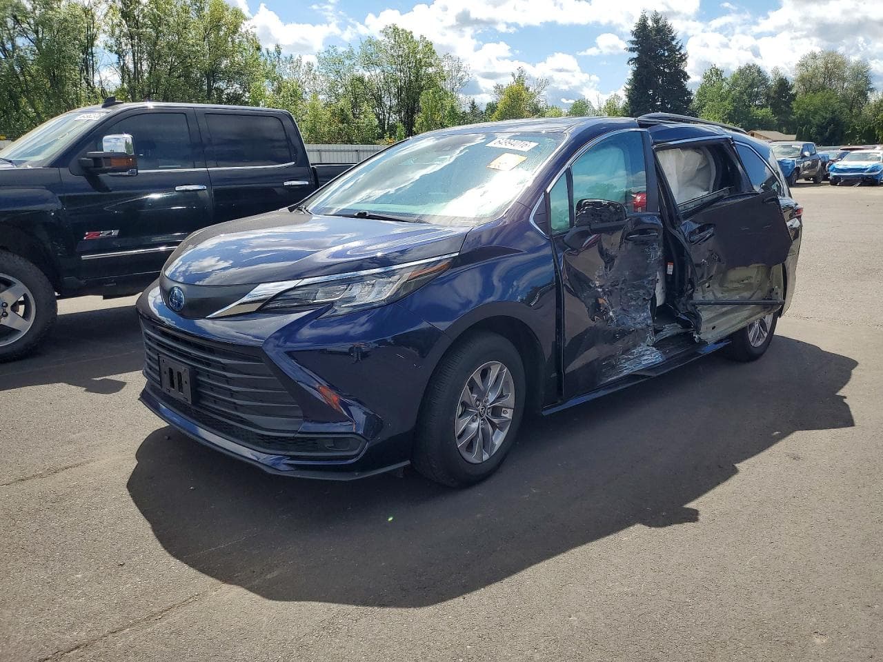 TOYOTA SIENNA