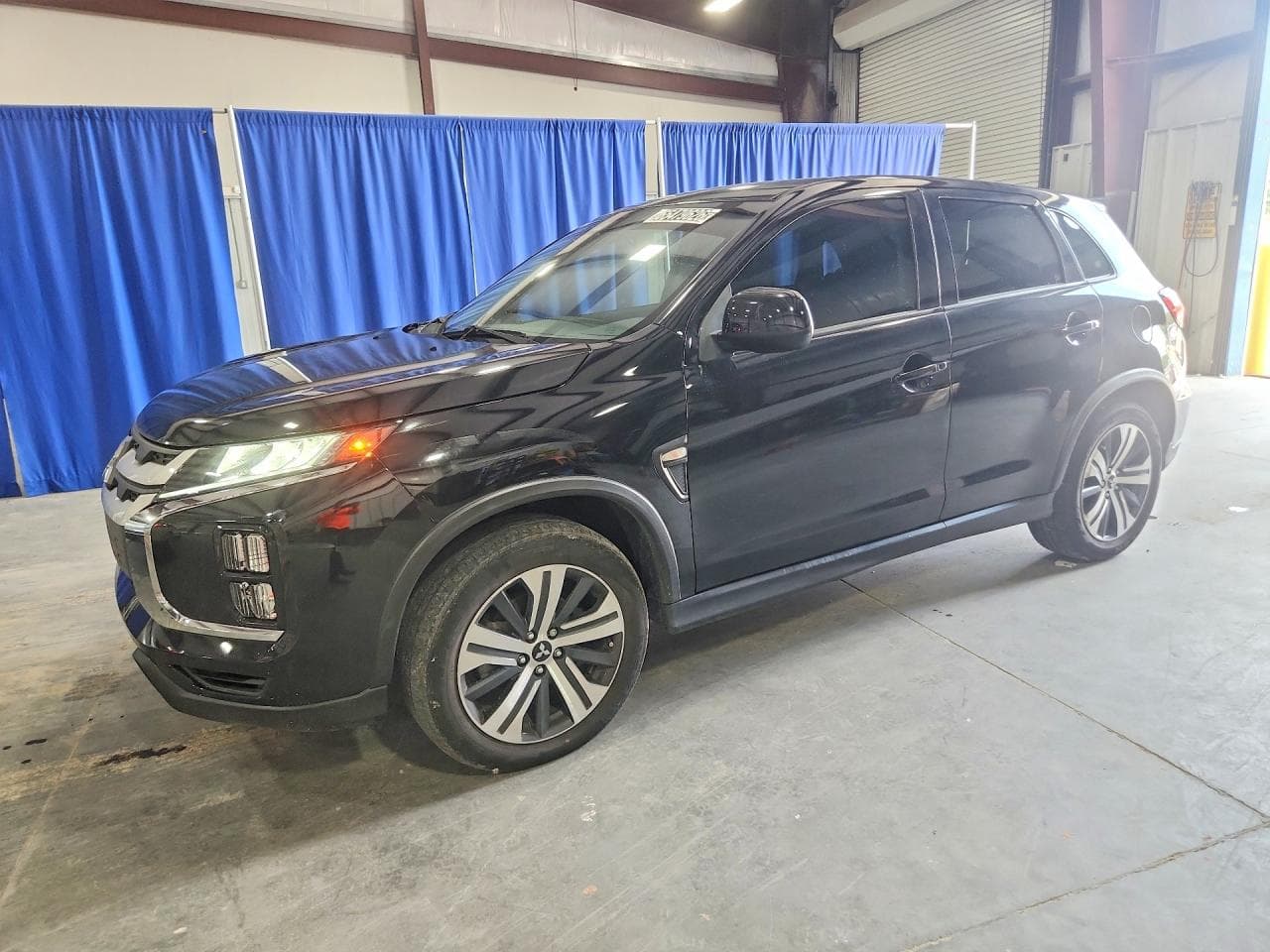 MITSUBISHI OUTLANDER SPORT