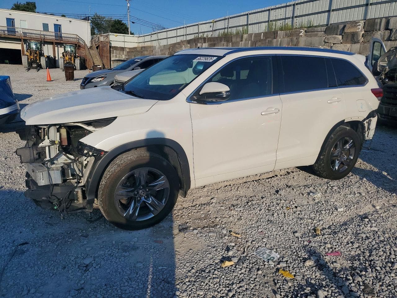 TOYOTA HIGHLANDER