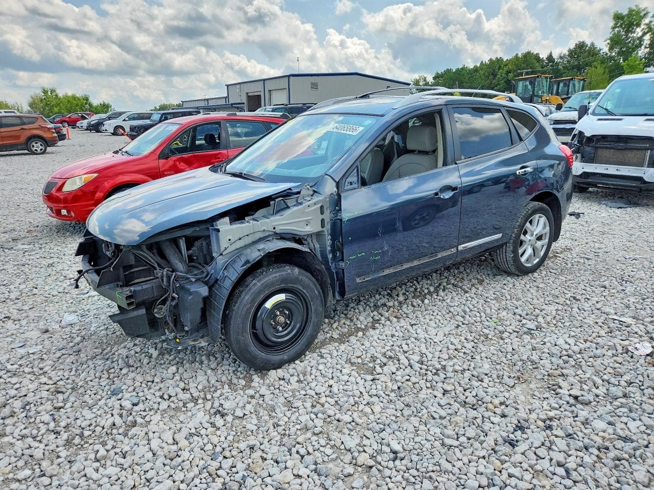 NISSAN ROGUE