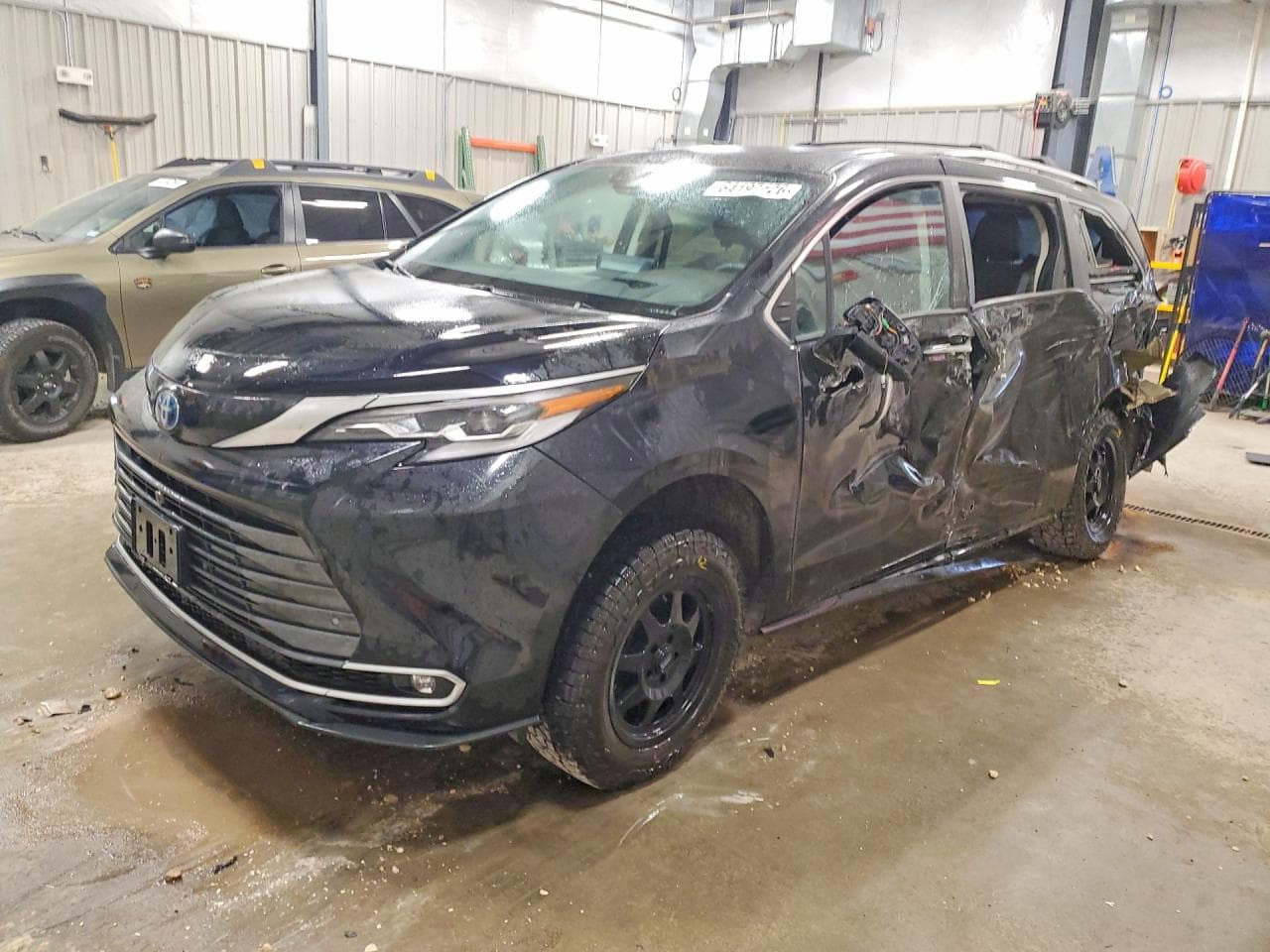 TOYOTA SIENNA