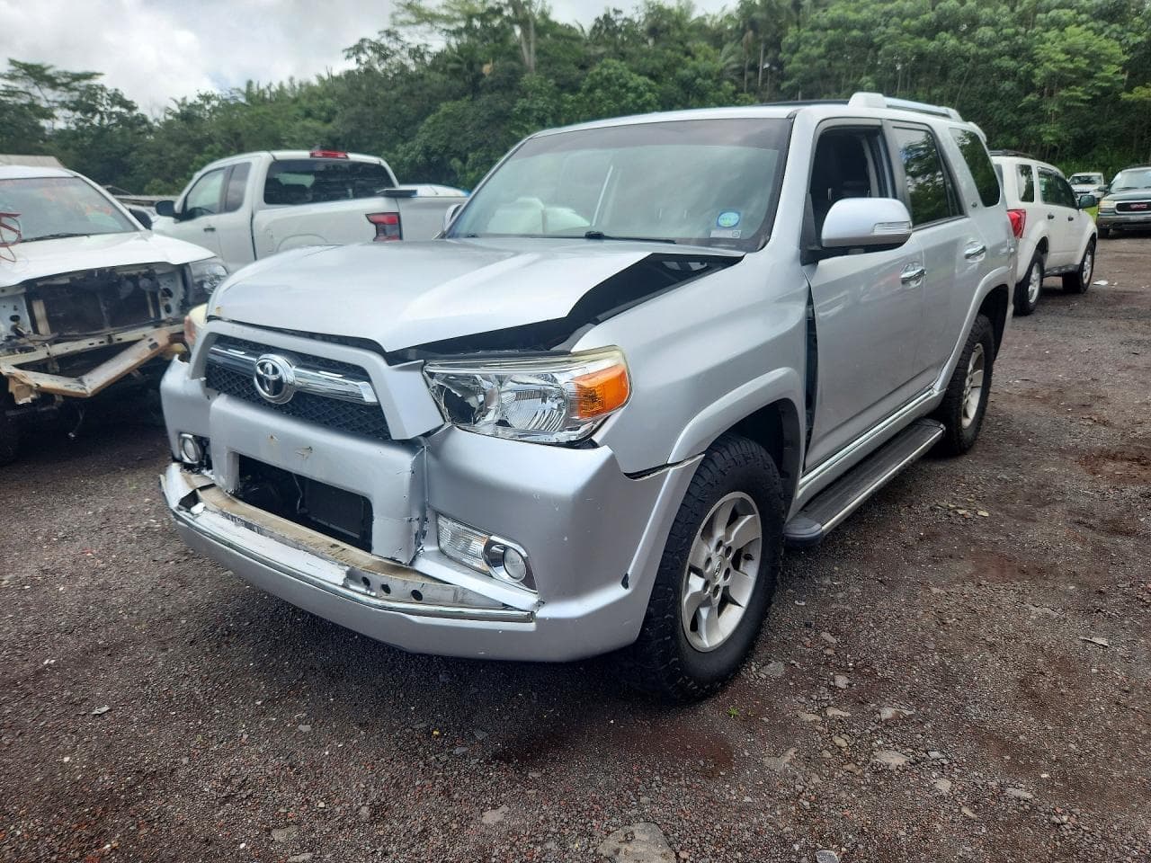 TOYOTA 4RUNNER