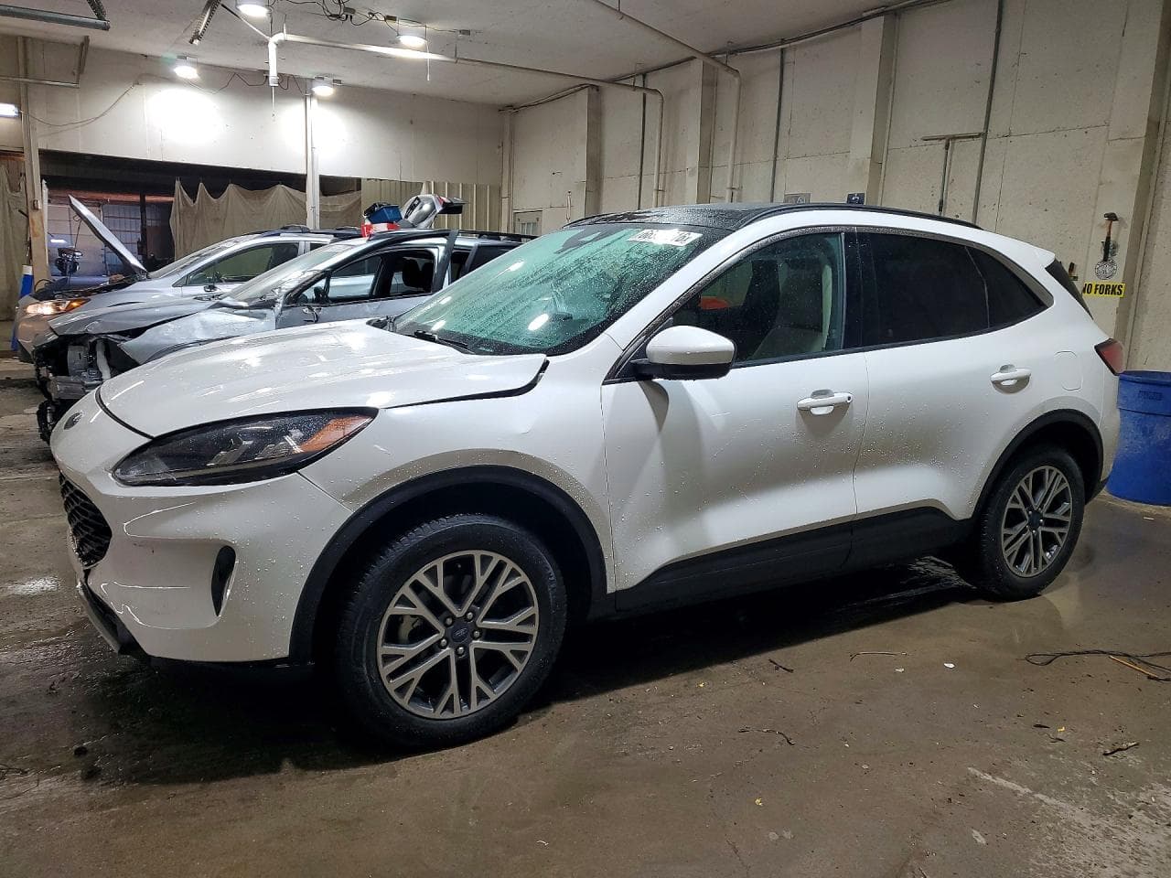 FORD ESCAPE