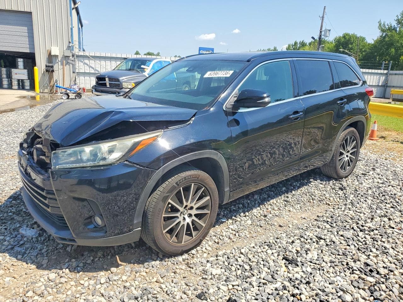 TOYOTA HIGHLANDER