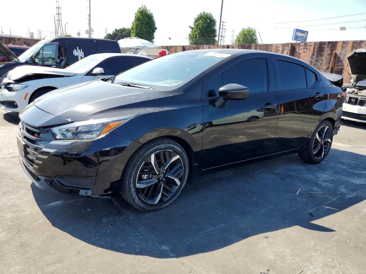 NISSAN VERSA