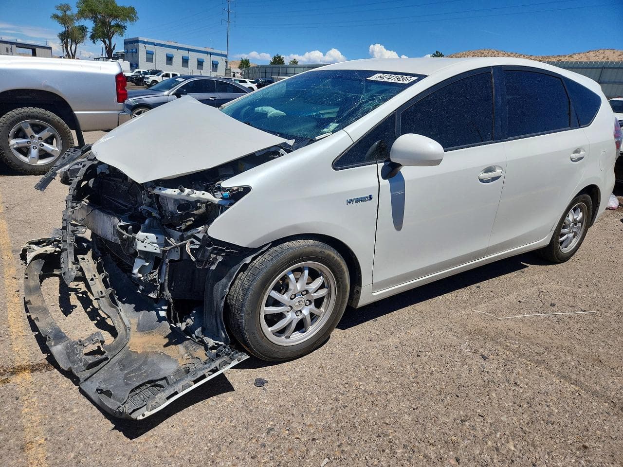 TOYOTA PRIUS V