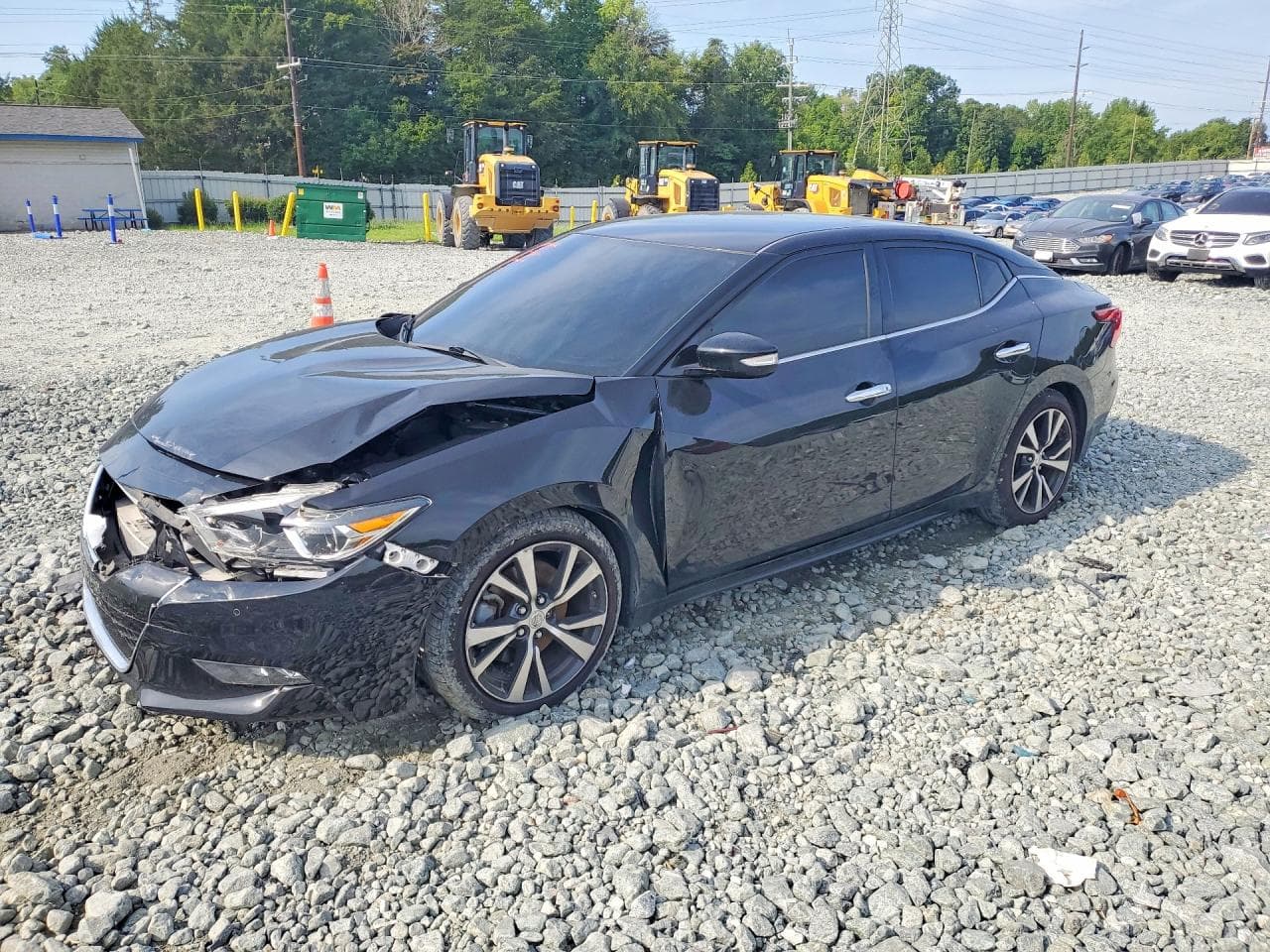 NISSAN MAXIMA