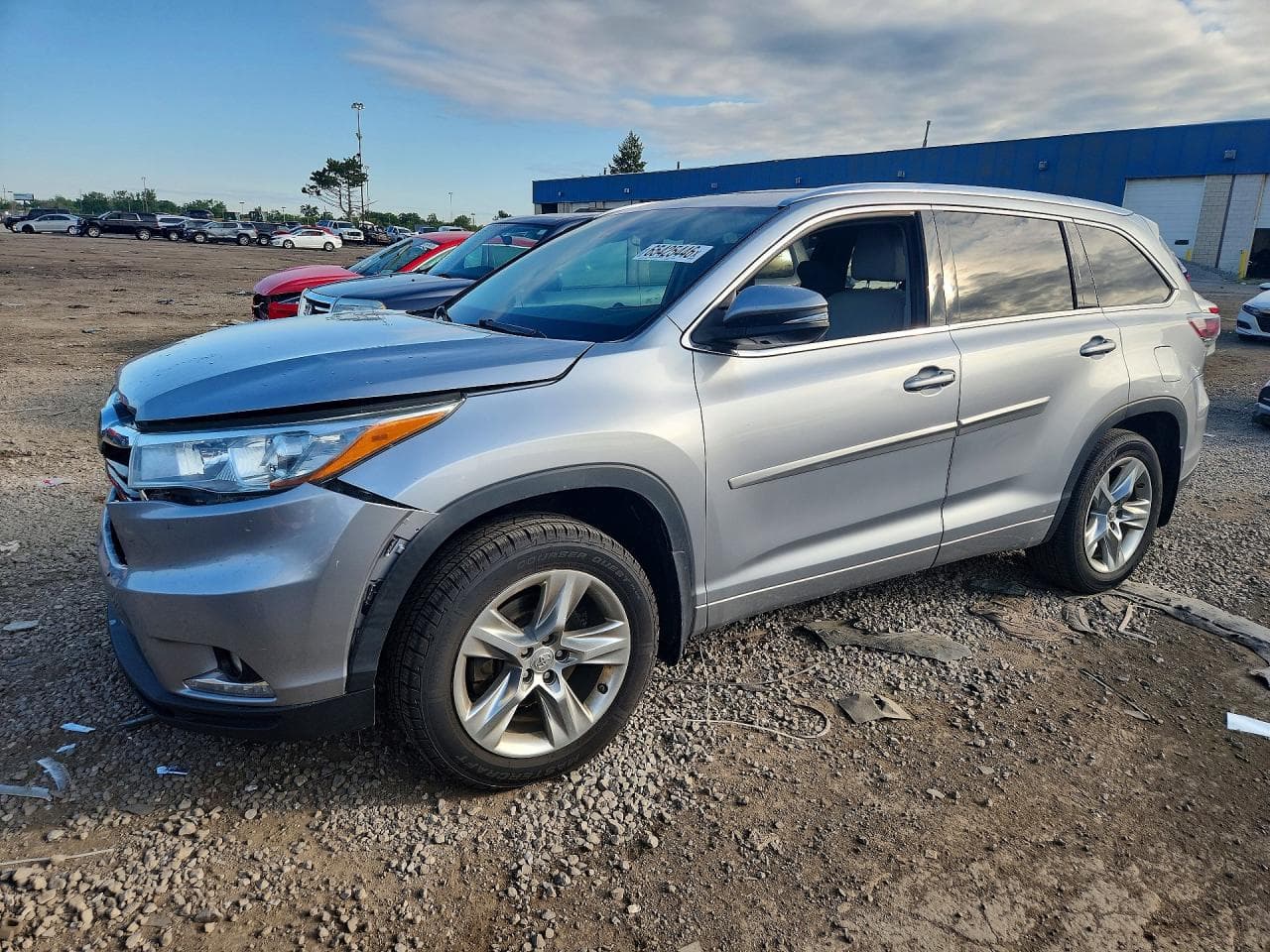 TOYOTA HIGHLANDER