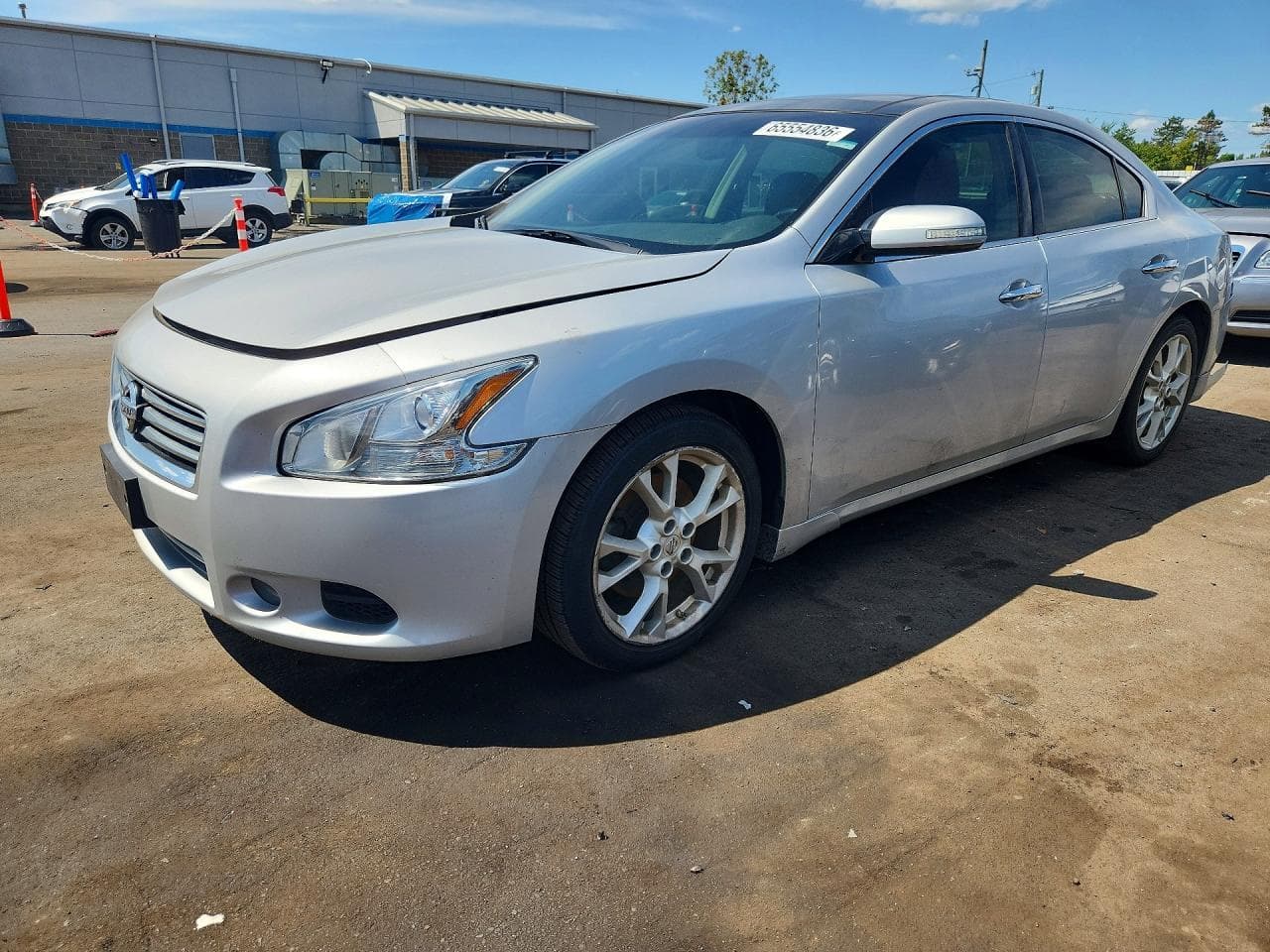 NISSAN MAXIMA
