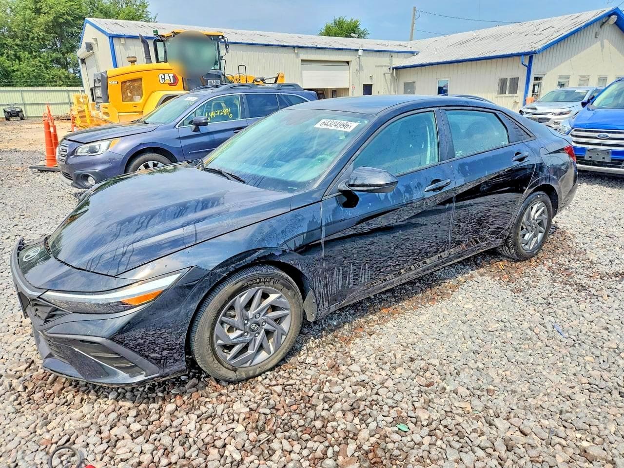 HYUNDAI ELANTRA