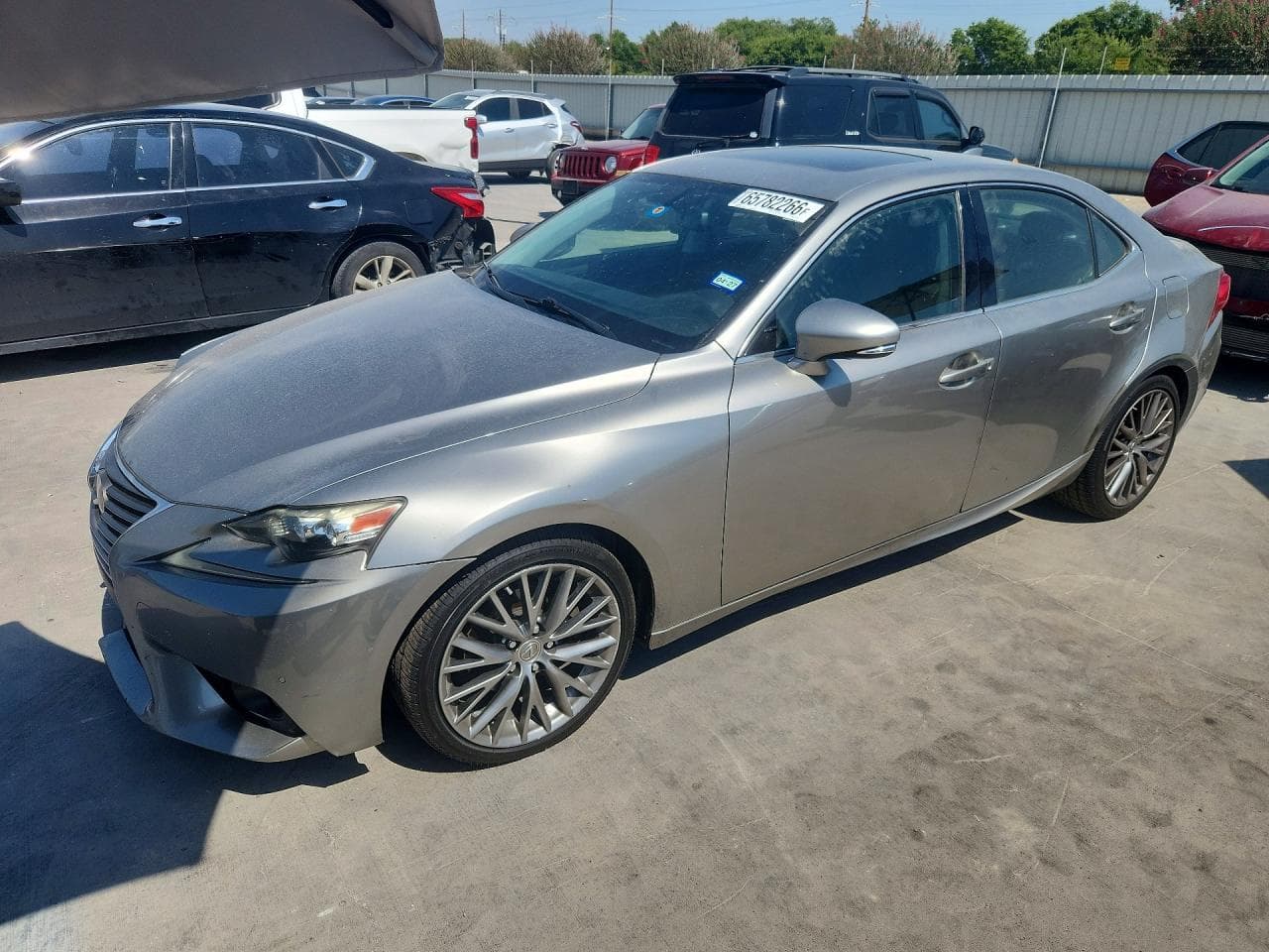 LEXUS IS