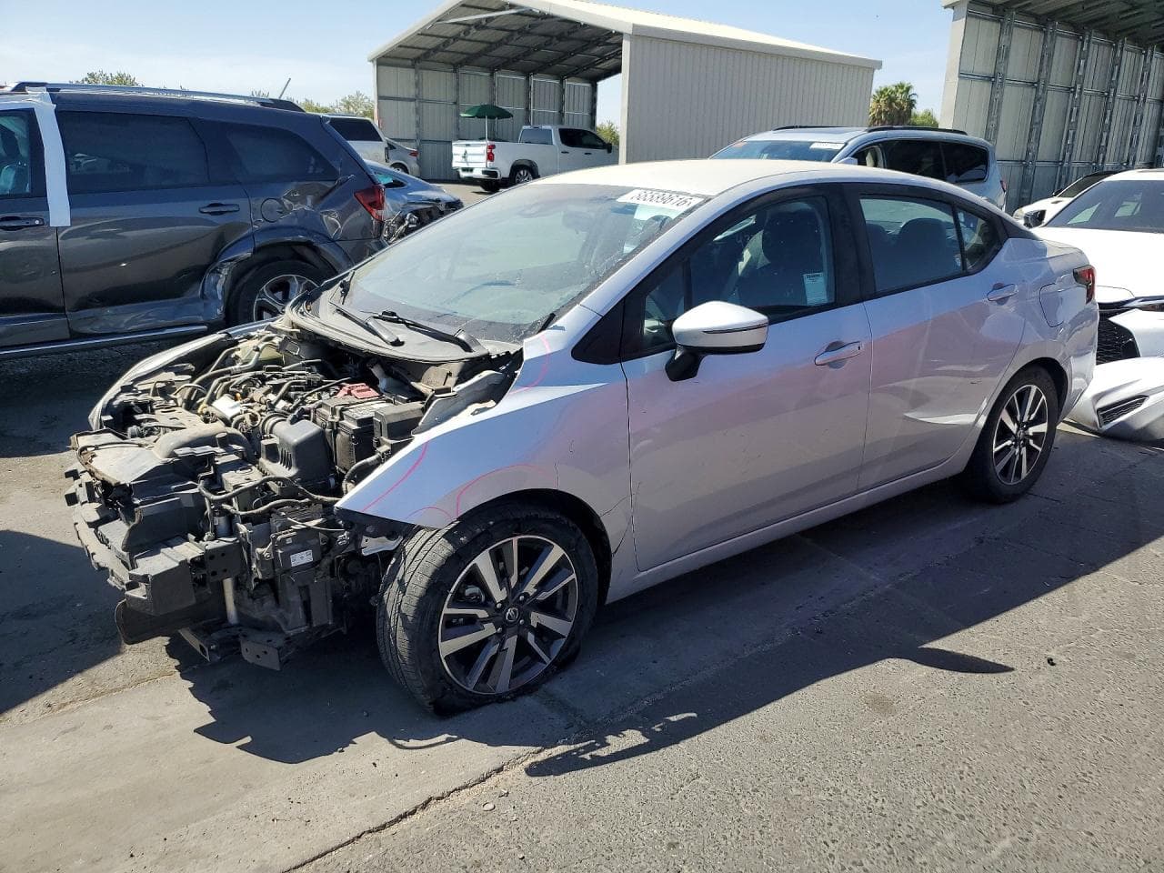 NISSAN VERSA