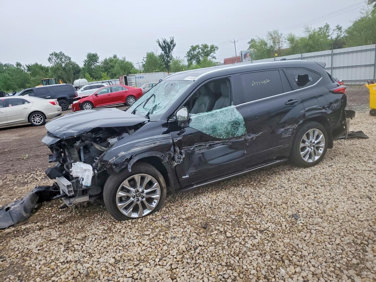TOYOTA HIGHLANDER HYBRID