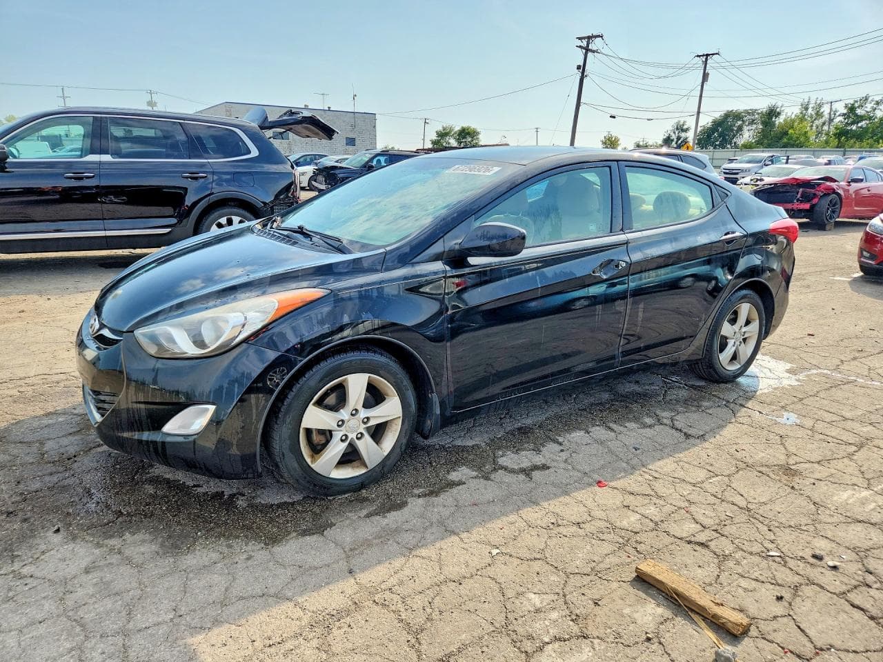HYUNDAI ELANTRA