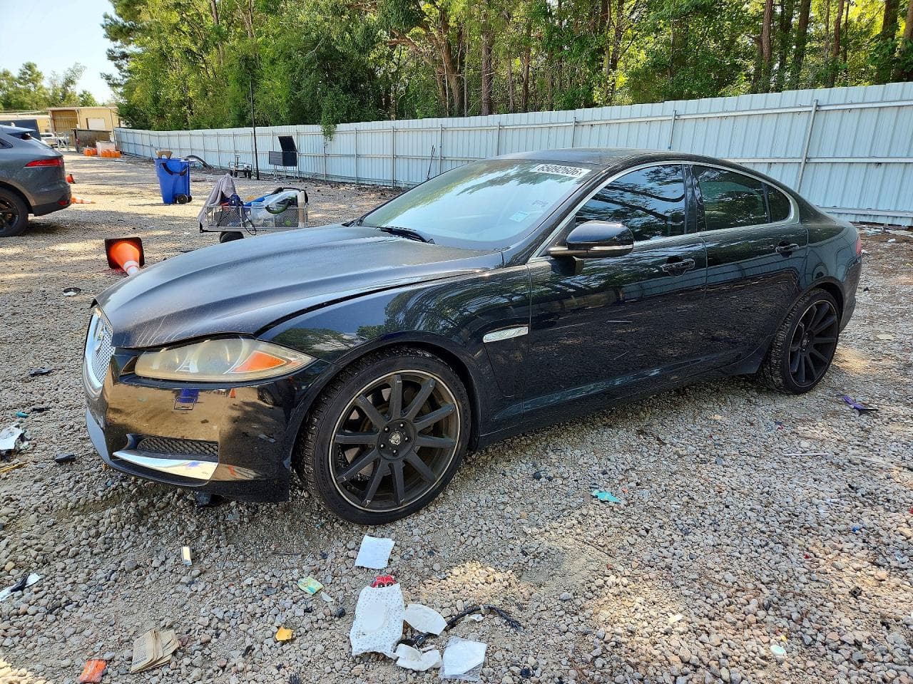 JAGUAR XF