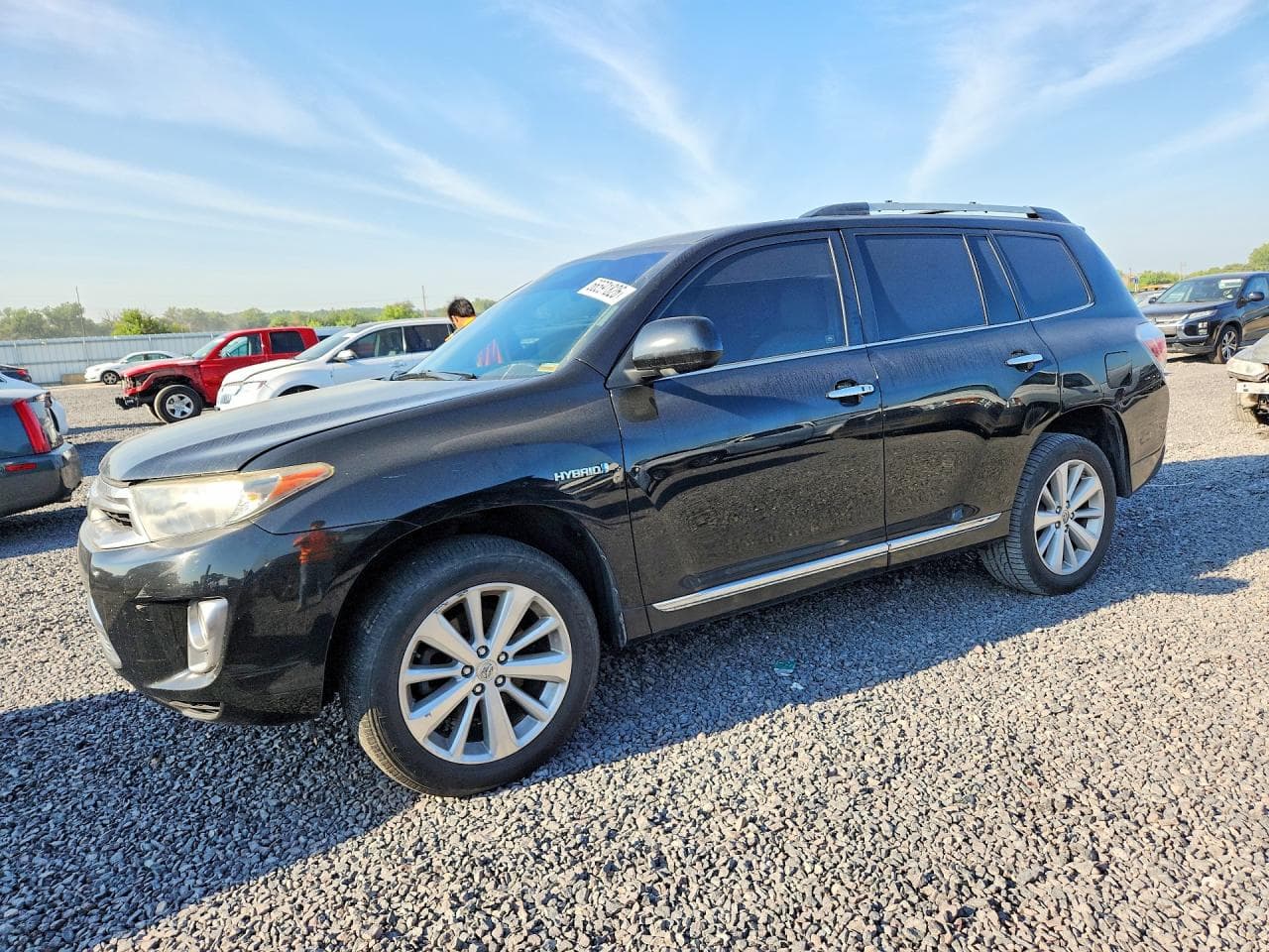 TOYOTA HIGHLANDER