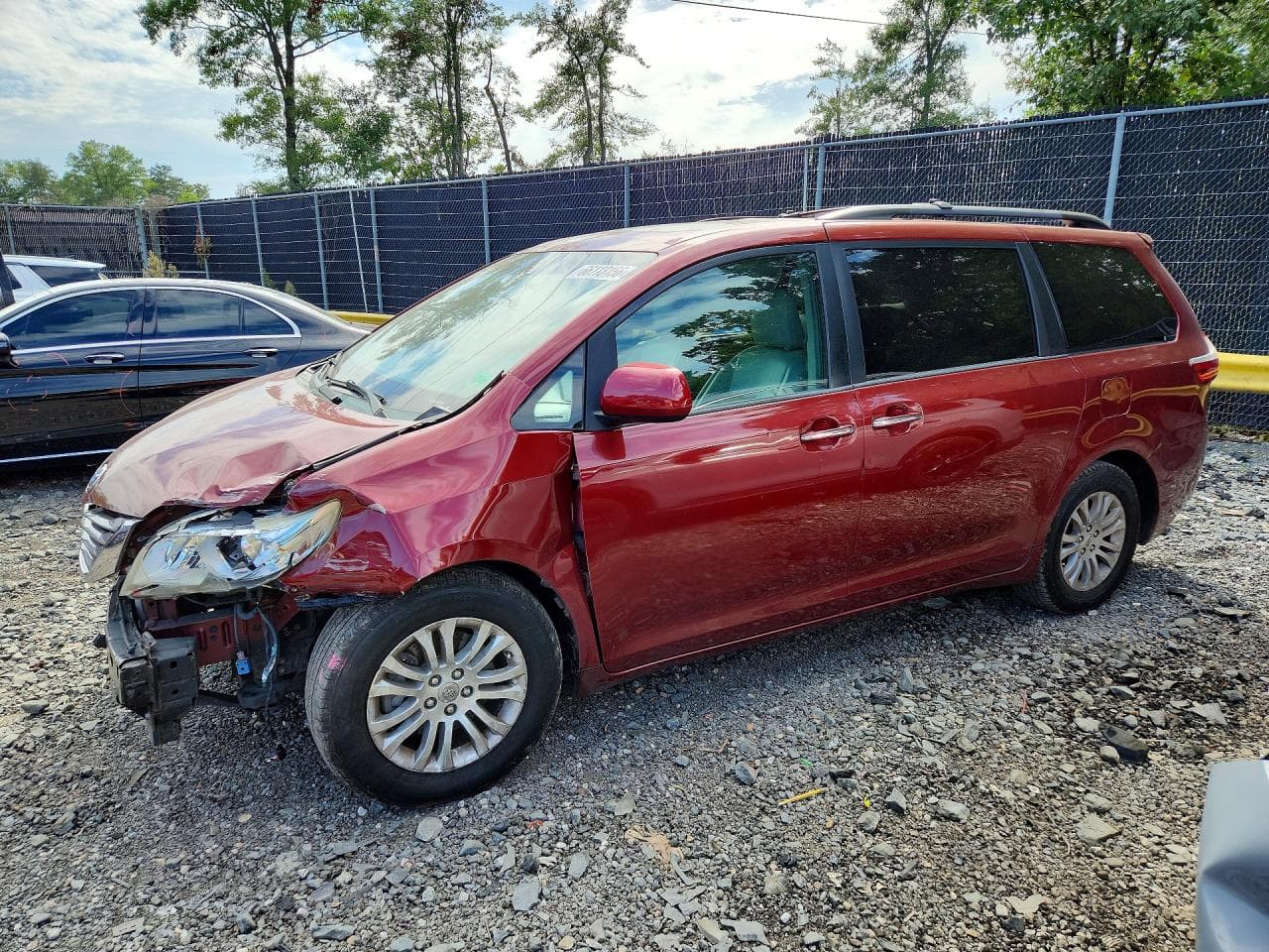 TOYOTA SIENNA