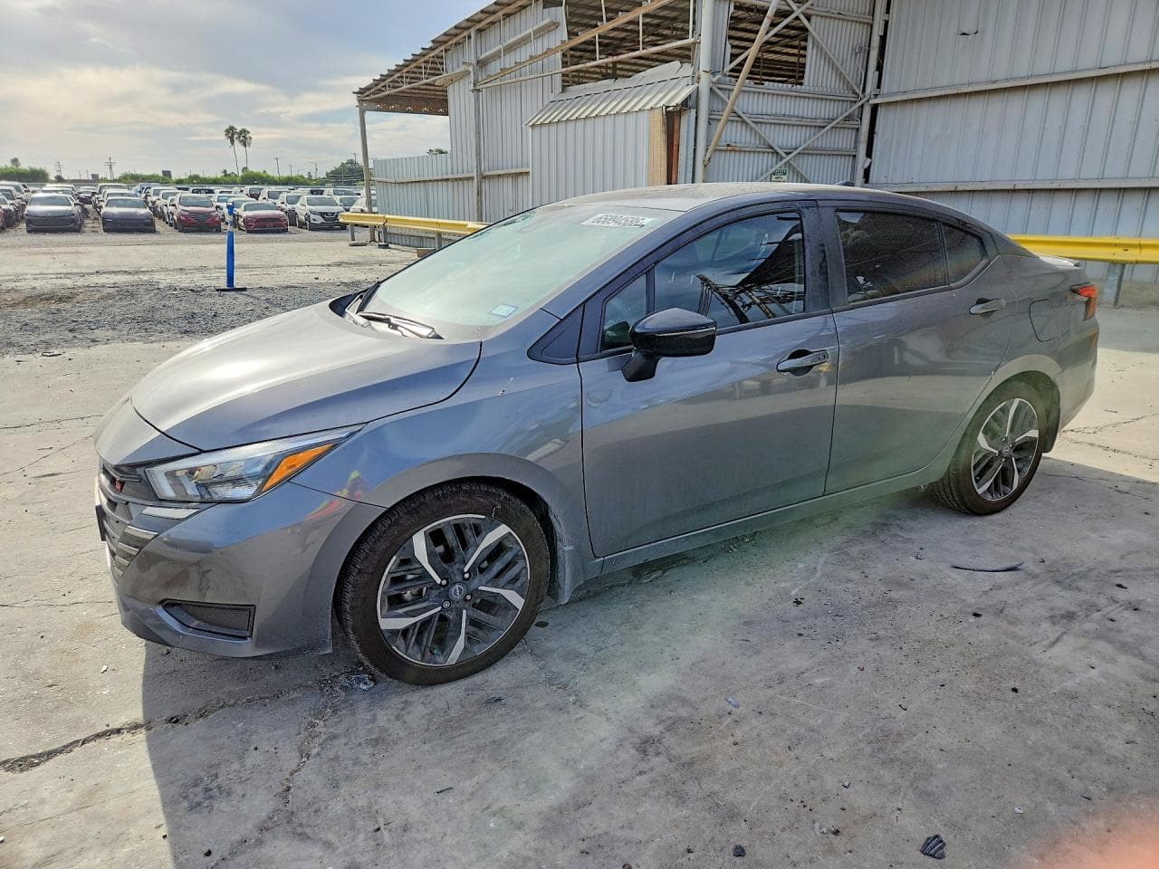 NISSAN VERSA