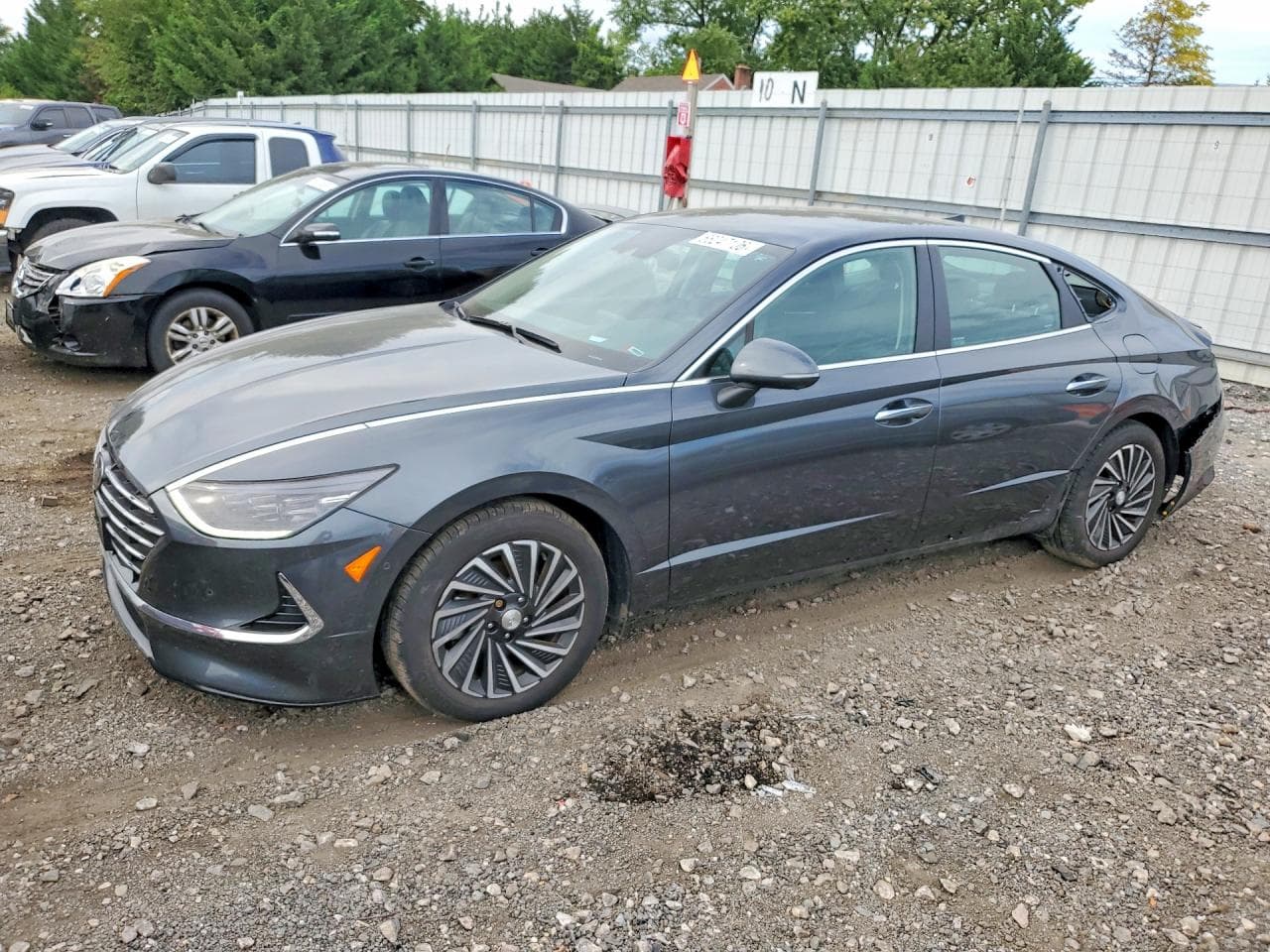 HYUNDAI SONATA HYBRID