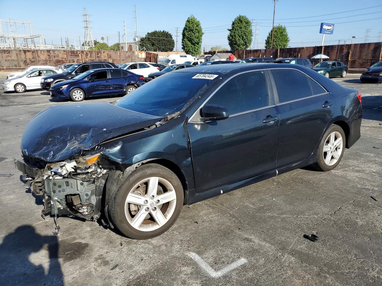 TOYOTA CAMRY