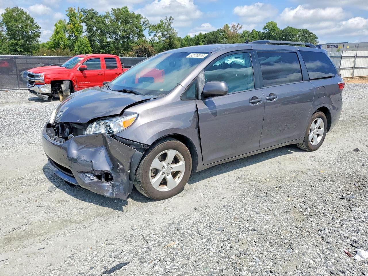 TOYOTA SIENNA