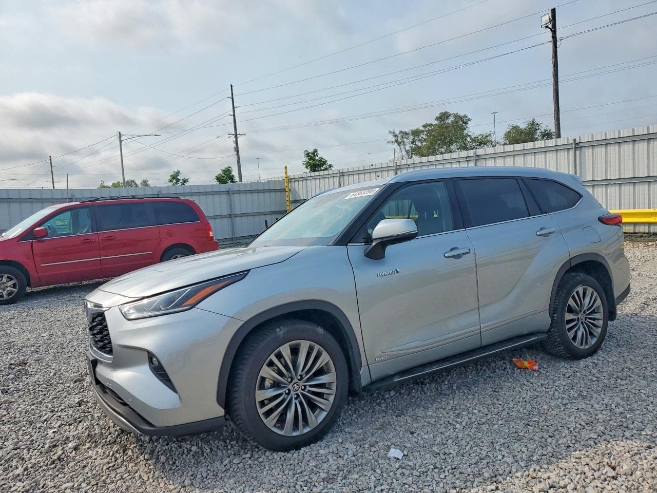 TOYOTA HIGHLANDER