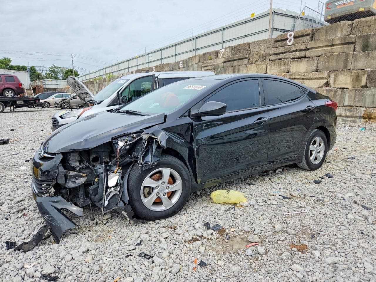 HYUNDAI ELANTRA