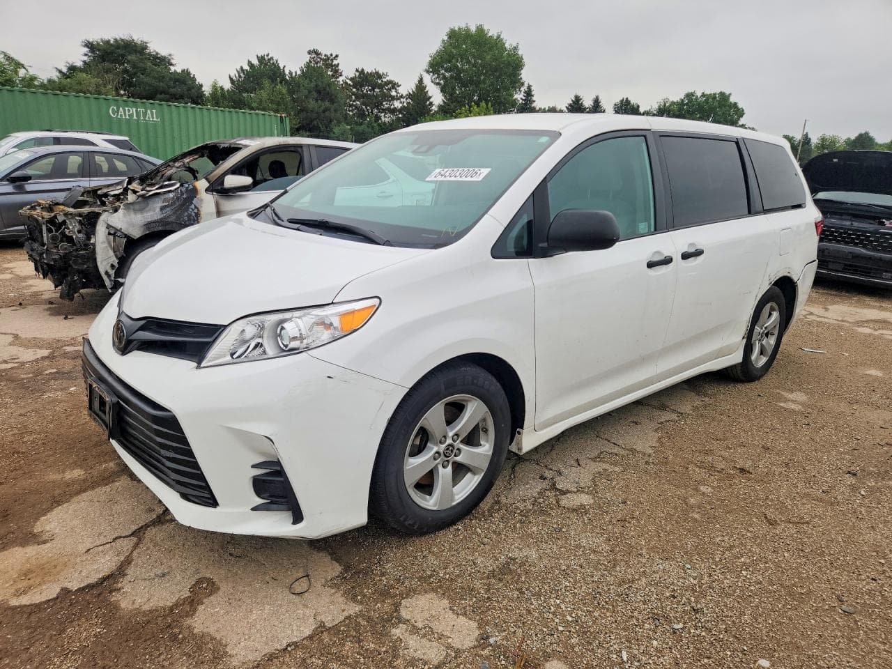 TOYOTA SIENNA