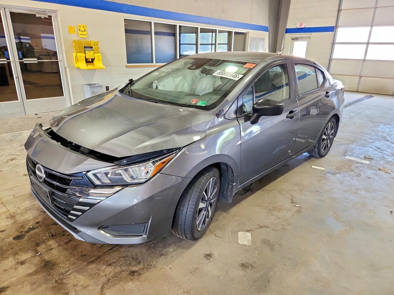 NISSAN VERSA