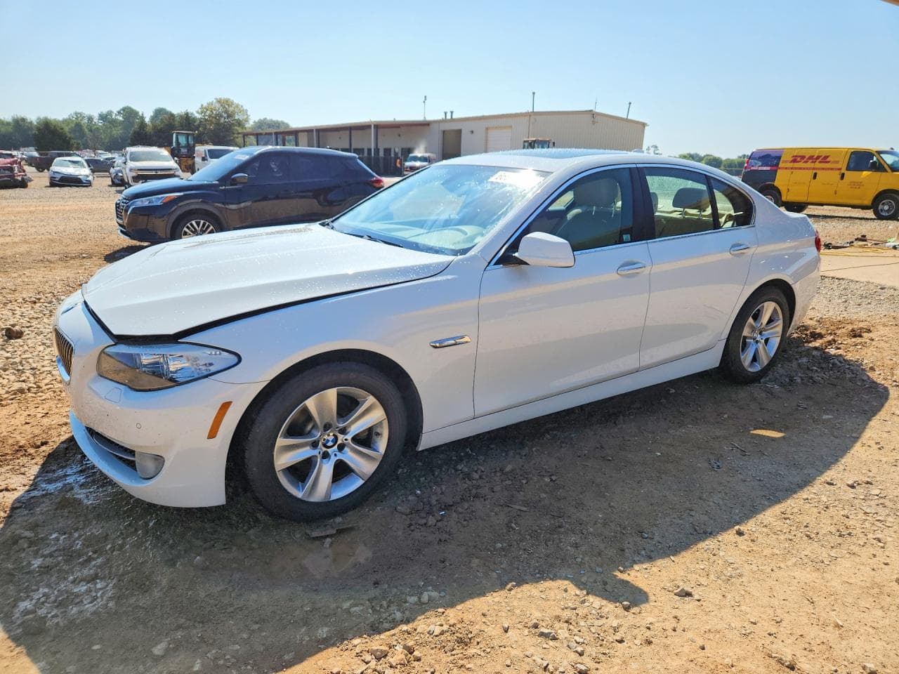 BMW 528