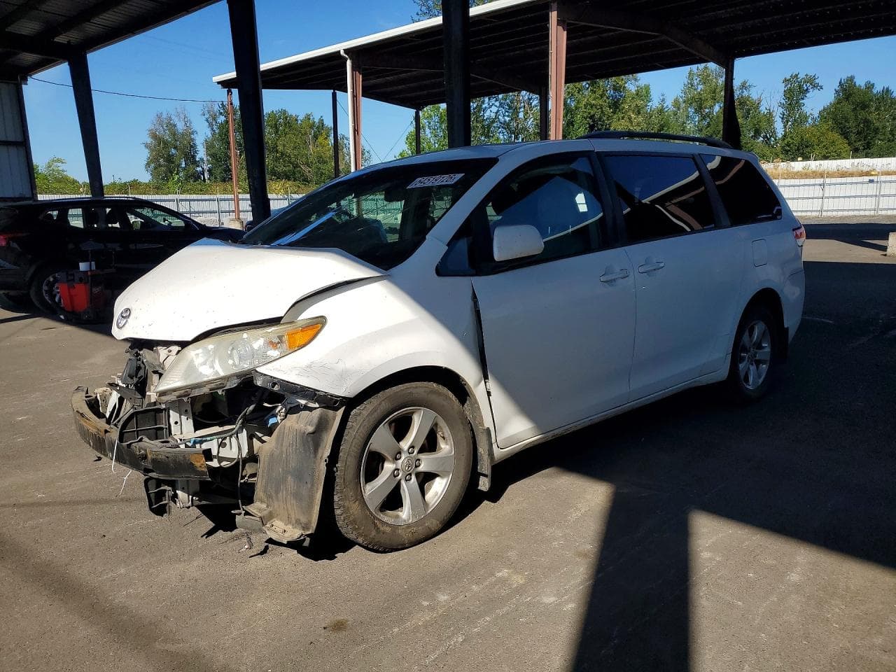 TOYOTA SIENNA