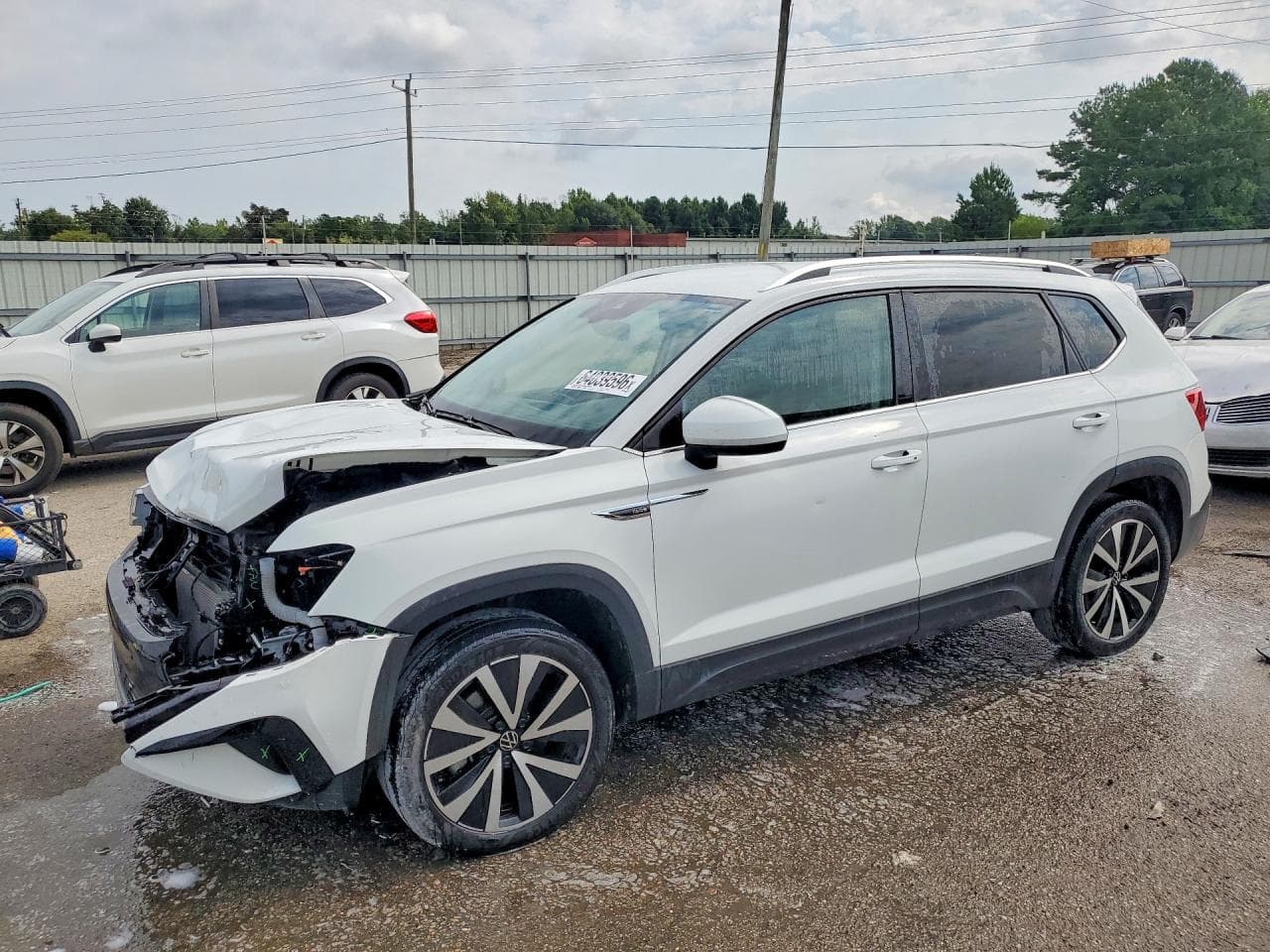VOLKSWAGEN TAOS