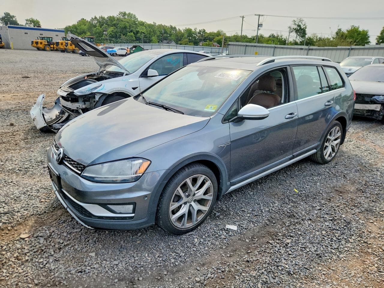 VOLKSWAGEN GOLF ALLTRACK