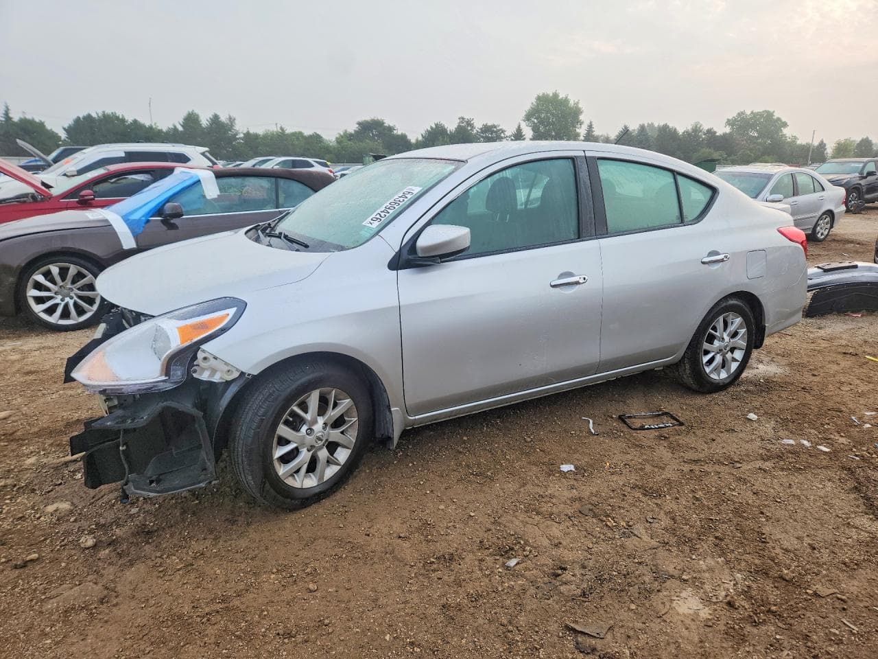 NISSAN VERSA