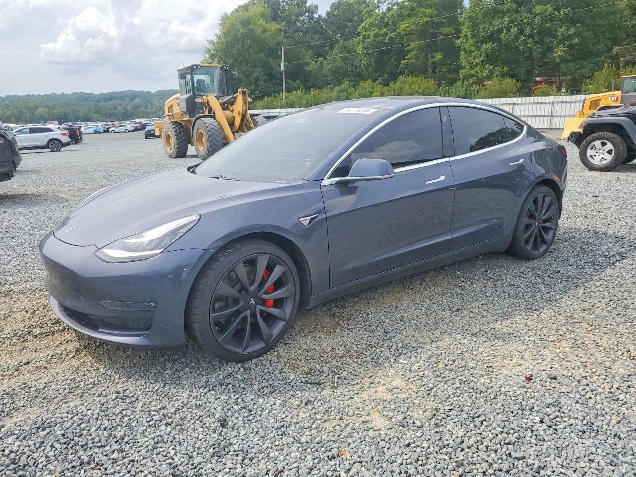 TESLA MODEL 3