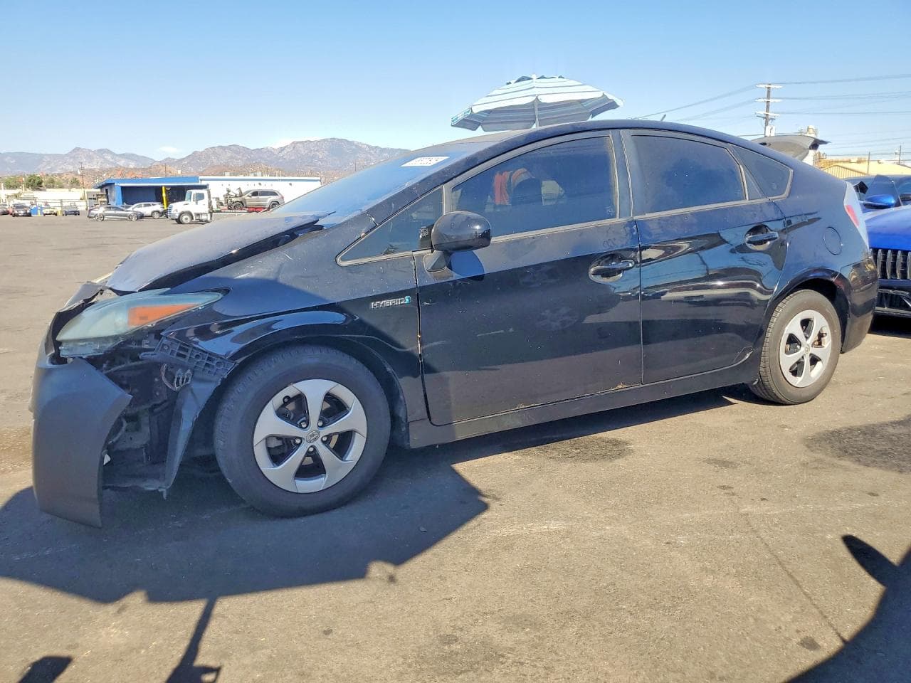 TOYOTA PRIUS