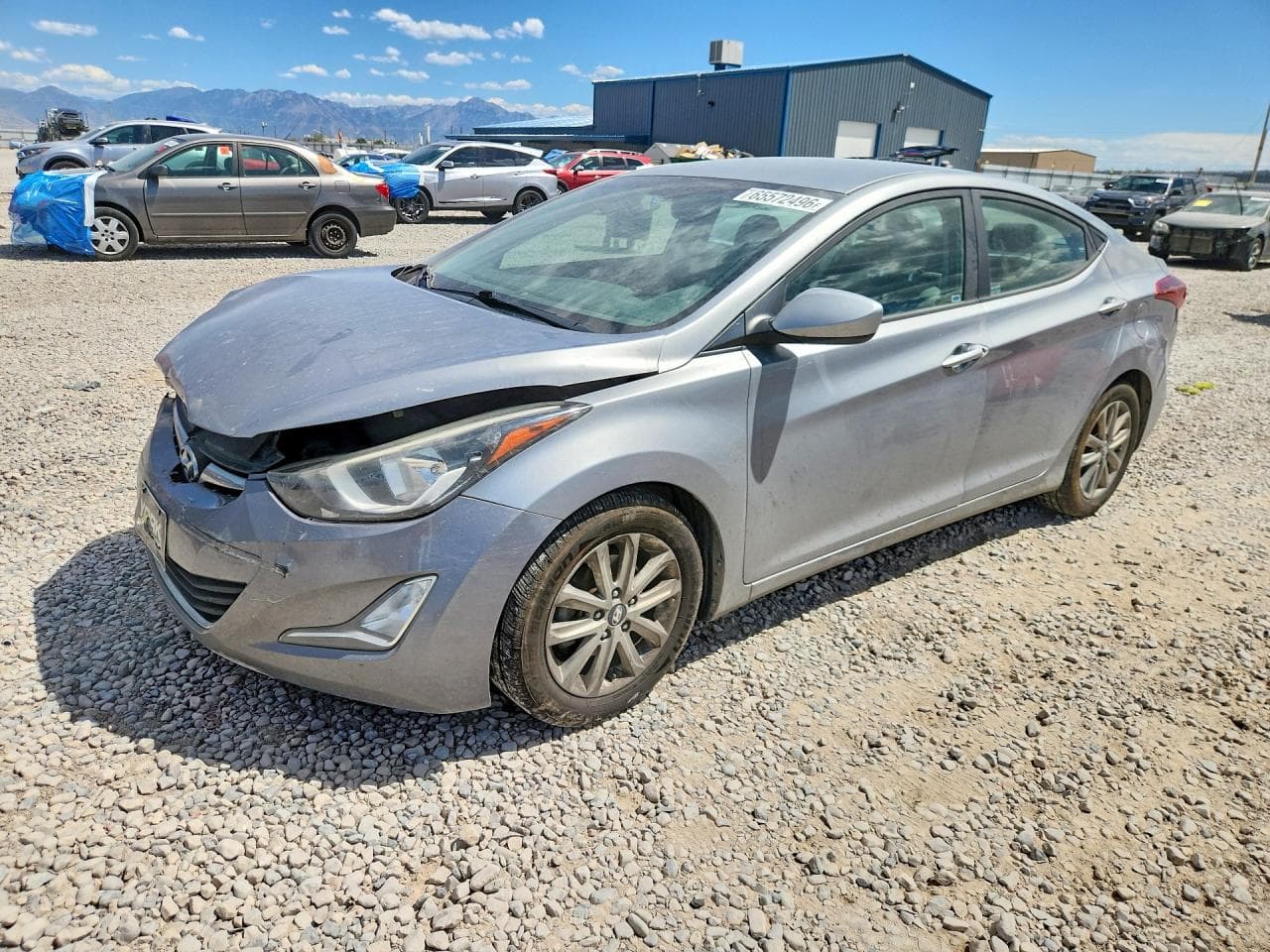 HYUNDAI ELANTRA