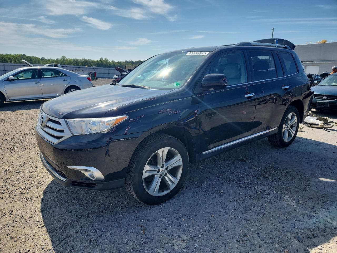 TOYOTA HIGHLANDER